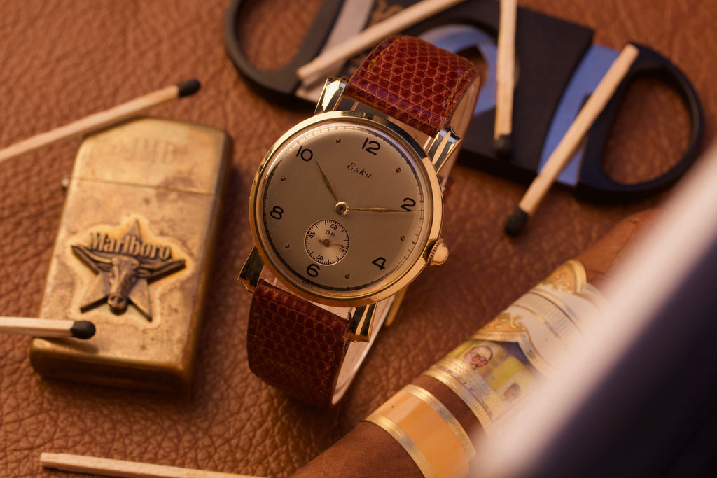 1950s 18k Eska - Sculpted Lugs