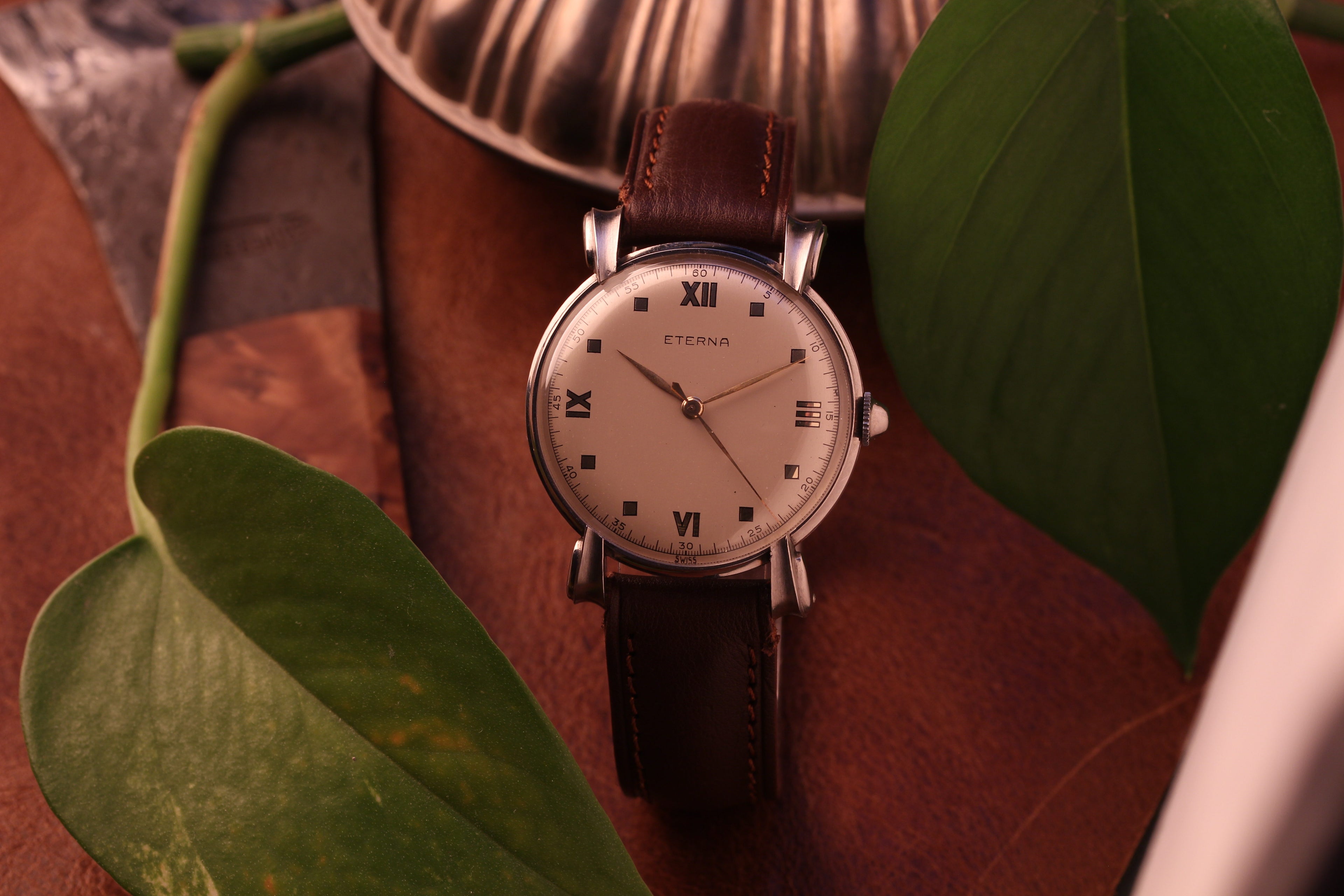 1950s Eterna Sculpted Lugs