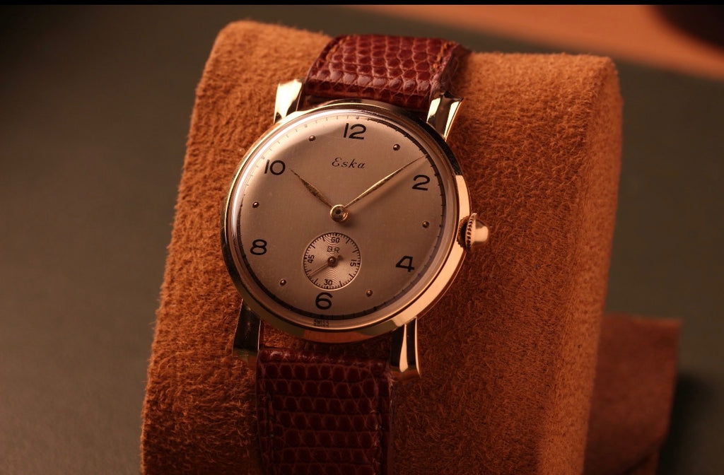 1950s 18k Eska - Sculpted Lugs